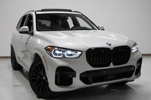 2023 BMW X5 M50i