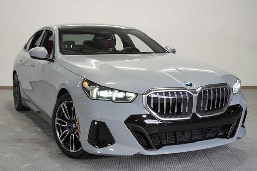 2024 BMW 540 i xDrive