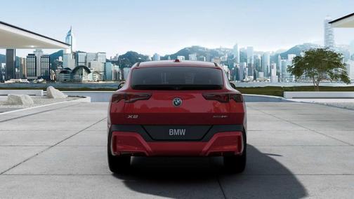 2025 BMW X2 xDrive28i