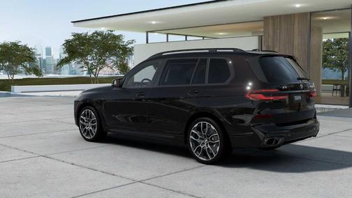 2026 BMW X7 M60i