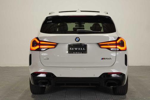 2024 BMW X3 M40i