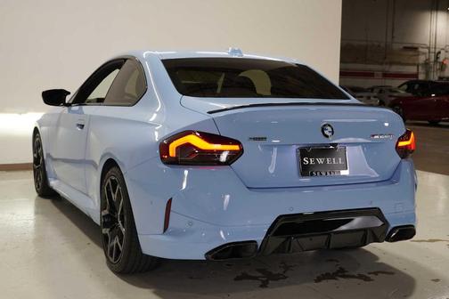 2025 BMW M240 i xDrive