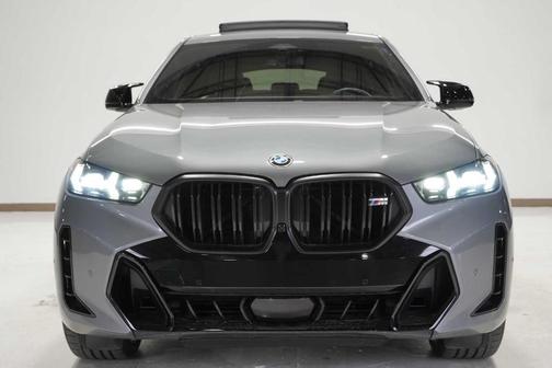 2025 BMW X6 M60i