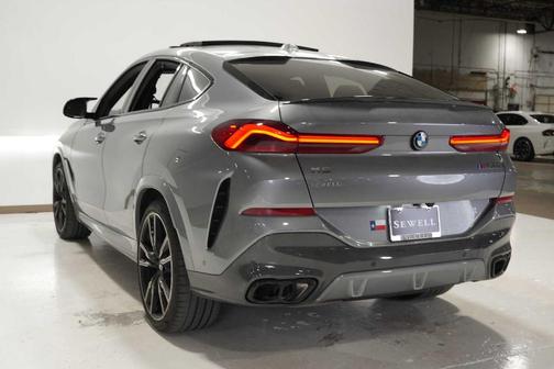 2025 BMW X6 M60i