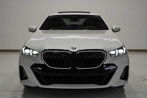 2024 BMW 530 i