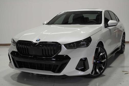 2024 BMW 530 i