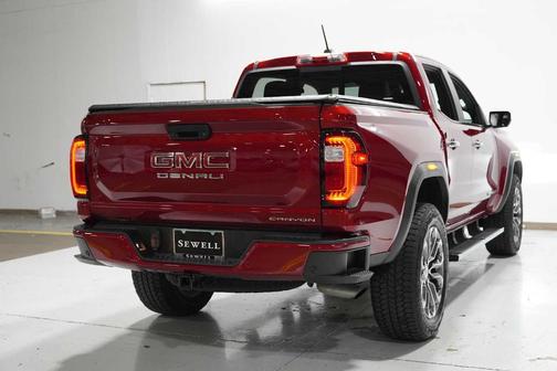 2023 GMC Canyon Denali