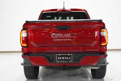 2023 GMC Canyon Denali