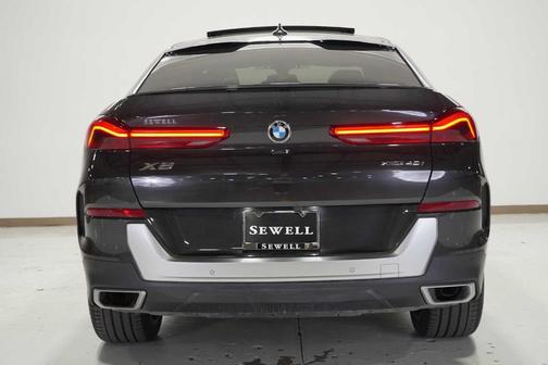 2021 BMW X6 xDrive40i