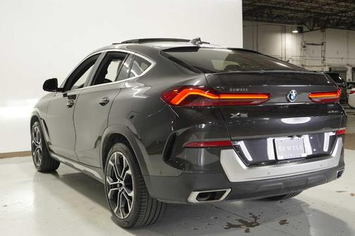 2021 BMW X6 xDrive40i