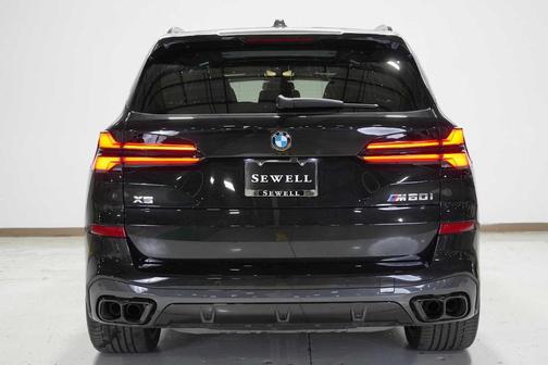 2024 BMW X5 M60i