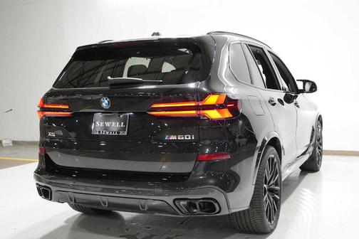 2024 BMW X5 M60i