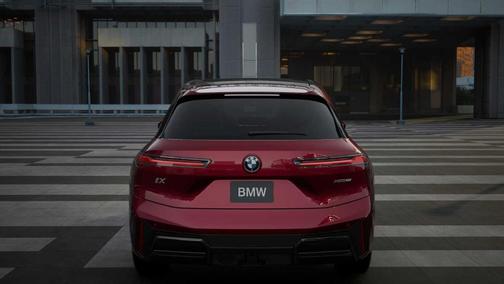 2026 BMW iX xDrive60