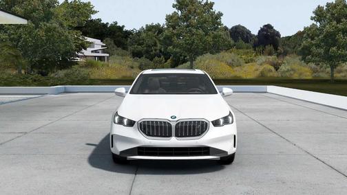 2025 BMW i5 xDrive40