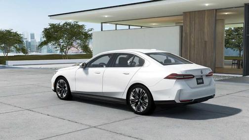 2025 BMW i5 xDrive40