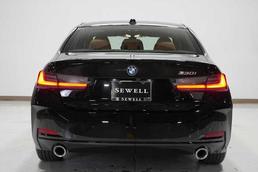 2023 BMW 330 i