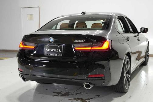 2023 BMW 330 i
