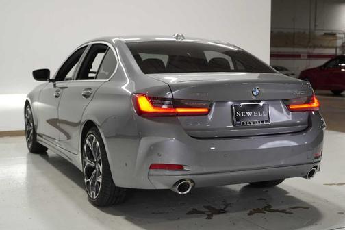 2025 BMW 330 i