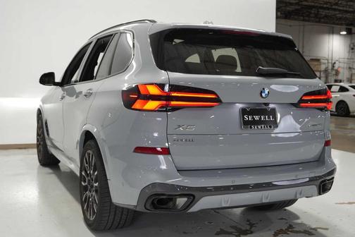 2025 BMW X5 sDrive40i