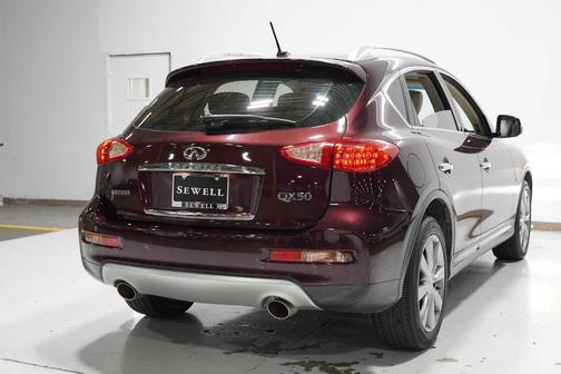 2017 INFINITI QX50 Base