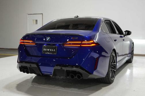 2025 BMW M5 Base