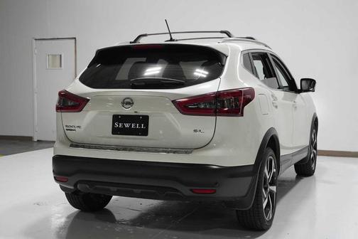 2022 Nissan Rogue Sport SL