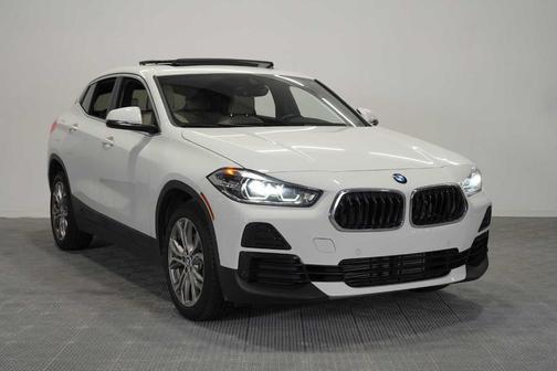 Alpine White 2022 BMW X2 sDrive28i