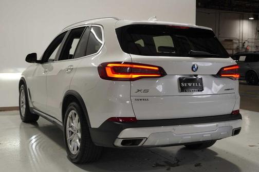2022 BMW X5 sDrive40i