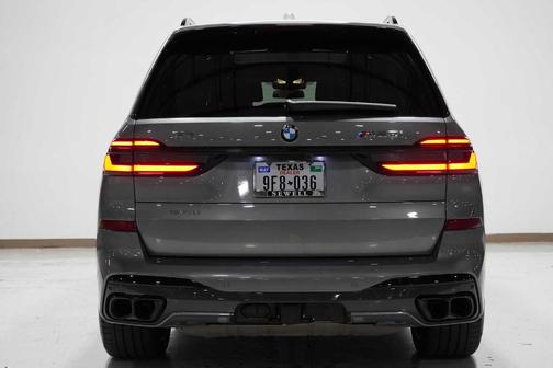 2024 BMW X7 M60i