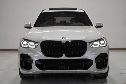 2023 BMW X5 M50i
