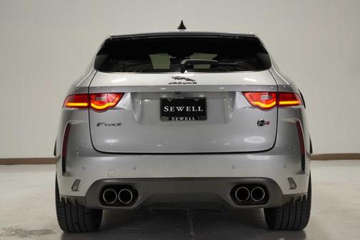 2020 Jaguar F-PACE SVR