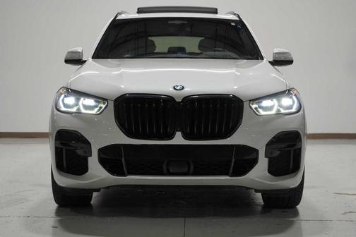 2022 BMW X5 M50i