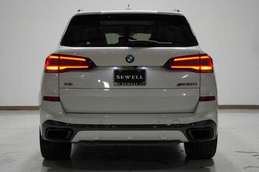 2022 BMW X5 M50i
