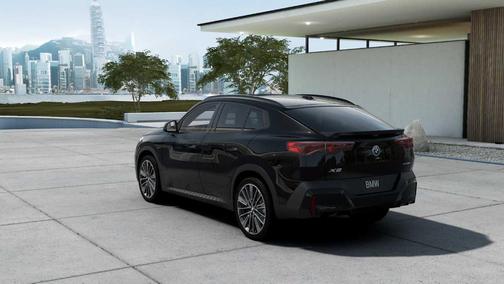 2025 BMW X2 xDrive28i