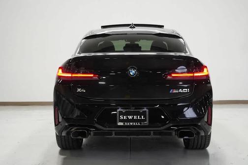 2024 BMW X4 M40i