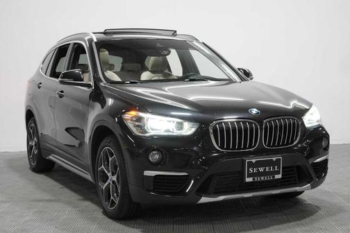 Black Sapphire Metallic 2019 BMW X1 sDrive28i