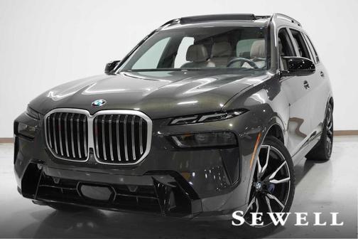 2024 BMW X7 M60i