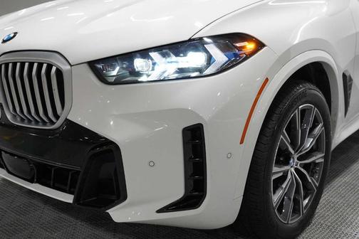 Alpine White 2026 BMW X5 xDrive40i