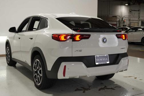 2025 BMW X2 xDrive28i