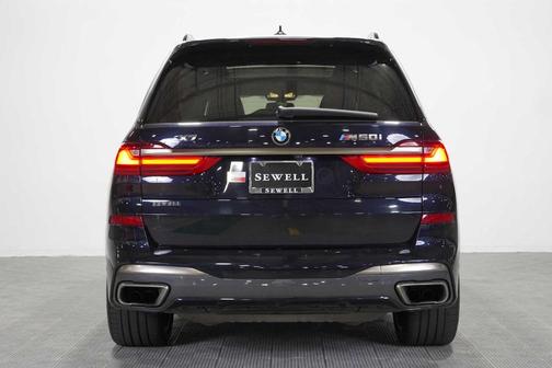 Carbon Black Metallic 2022 BMW X7 M50i