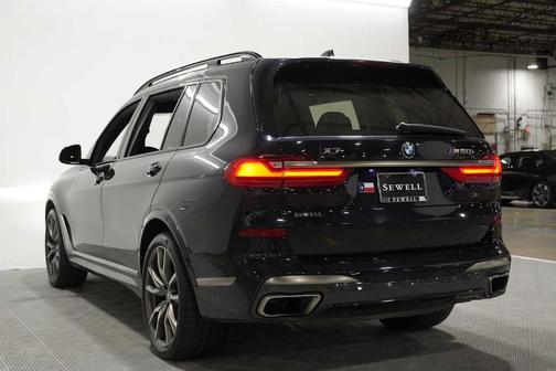 Carbon Black Metallic 2022 BMW X7 M50i
