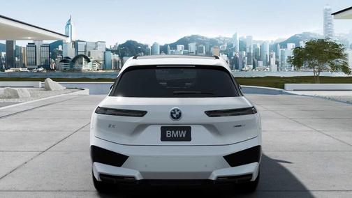 2025 BMW iX xDrive50
