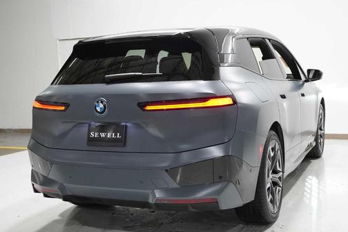 2025 BMW iX M60