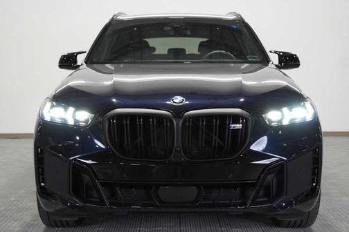 2025 BMW X5 M60i
