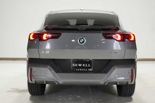 2025 BMW X2 xDrive28i