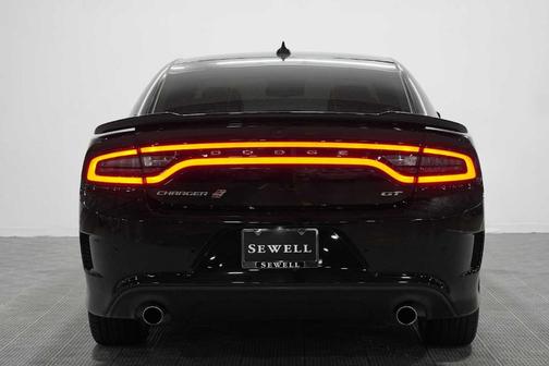 Pitch Black Clearcoat 2022 Dodge Charger GT