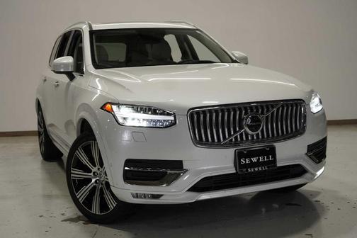 2022 Volvo XC90 T6 Inscription 7 Passenger