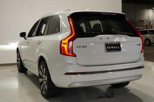 2022 Volvo XC90 T6 Inscription 7 Passenger