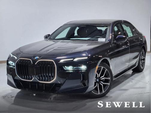 2025 BMW 740 i xDrive