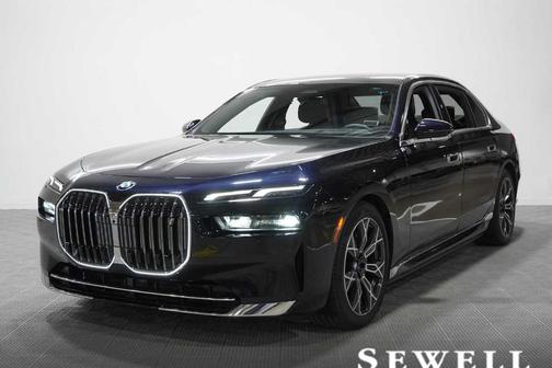 Carbon Black Metallic 2023 BMW i7 xDrive60